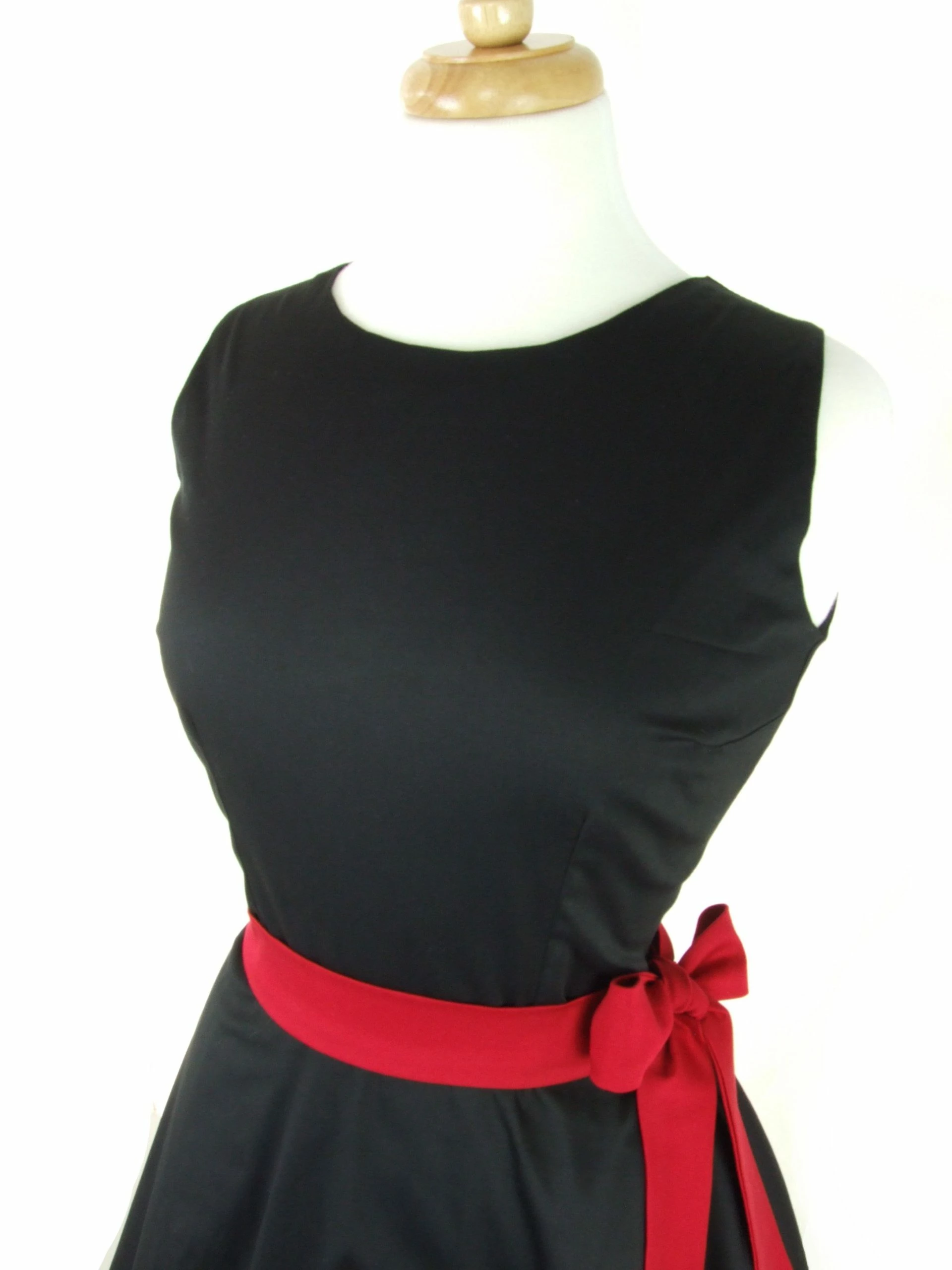 RebelsMarket Dresses Classic Black Full Circle Dress - Image 2